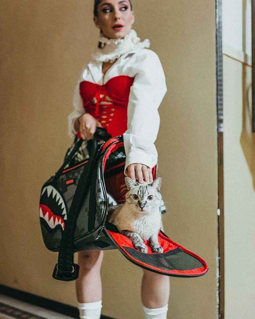 SPRAYGROUND® BAGS 3AM PET CARRIER 17 SPRAYGROUND® BAGS 3AM PET CARRIER