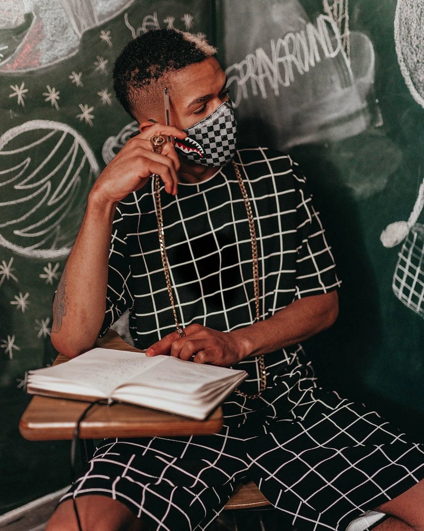 SPRAYGROUND® SHARKS IN PARIS (GRAY) VEGAN LEATHER FACE MASK FACE MASKS 10 SPRAYGROUND® SHARKS IN PARIS (GRAY) VEGAN LEATHER FACE MASK FACE MASKS