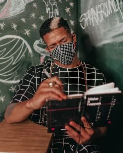 SPRAYGROUND® SHARKS IN PARIS (GRAY) VEGAN LEATHER FACE MASK FACE MASKS 22 SPRAYGROUND® SHARKS IN PARIS (GRAY) VEGAN LEATHER FACE MASK FACE MASKS