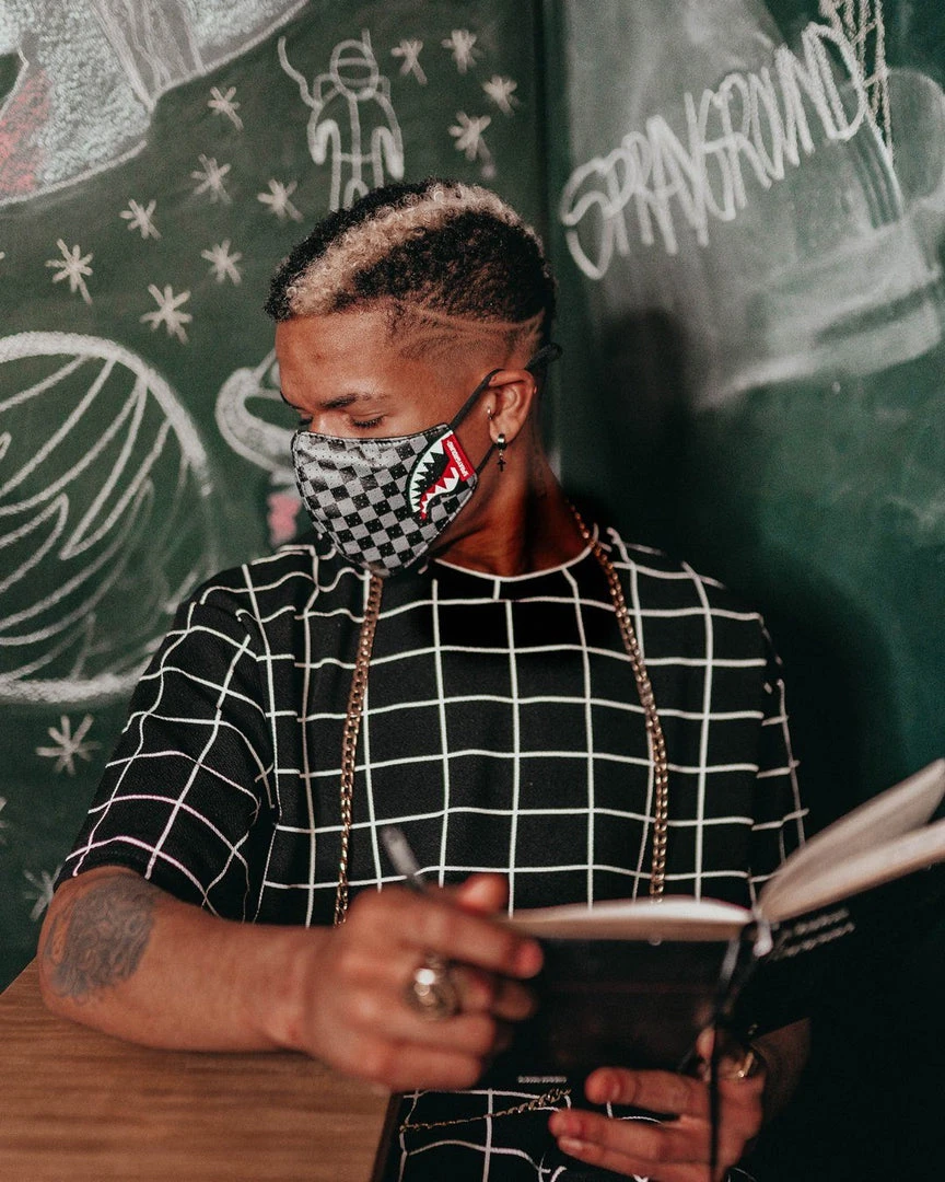 SPRAYGROUND® SHARKS IN PARIS (GRAY) VEGAN LEATHER FACE MASK FACE MASKS 6 SPRAYGROUND® SHARKS IN PARIS (GRAY) VEGAN LEATHER FACE MASK FACE MASKS