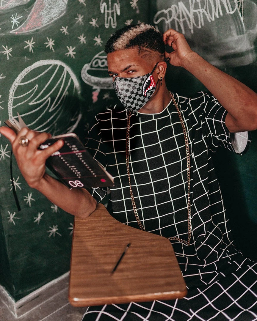 SPRAYGROUND® SHARKS IN PARIS (GRAY) VEGAN LEATHER FACE MASK FACE MASKS 9 SPRAYGROUND® SHARKS IN PARIS (GRAY) VEGAN LEATHER FACE MASK FACE MASKS