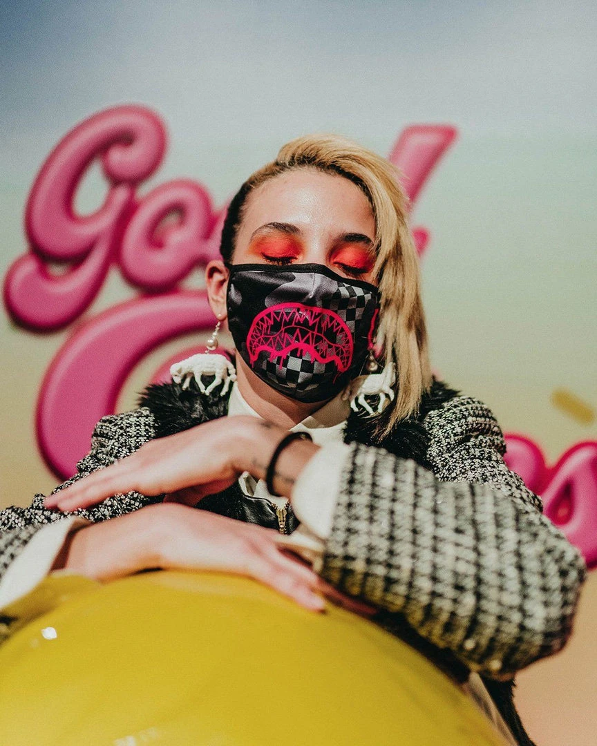 SPRAYGROUND® FACE MASKS 3AM PINK DRIP FACE MASK 4 SPRAYGROUND® FACE MASKS 3AM PINK DRIP FACE MASK