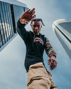 SPRAYGROUND® AIR SHARK HOODY APPAREL+GEAR