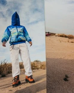 SPRAYGROUND® SHARKSPHERE REVERSIBLE PUFFER JACKET 21 SPRAYGROUND® SHARKSPHERE REVERSIBLE PUFFER JACKET