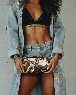 SPRAYGROUND® SHARKFLOWER POUCH BAGS