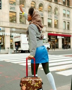 SPRAYGROUND® BAGS SHARKFLOWER THE WORLDS SMALLEST BACKPACK 2 SPRAYGROUND® BAGS SHARKFLOWER THE WORLDS SMALLEST BACKPACK