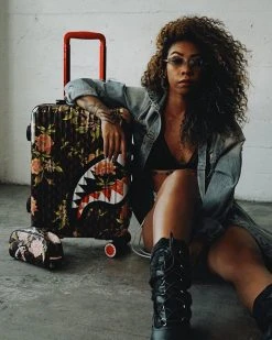 SPRAYGROUND® CARRY-ON LUGGAGE SHARKFLOWER 21.5” CARRY-ON SHARKNAUTICS LUGGAGE